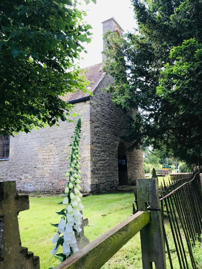 Charming Hen Cottage Countryside Retreat Lincoln Newball Exteriör bild
