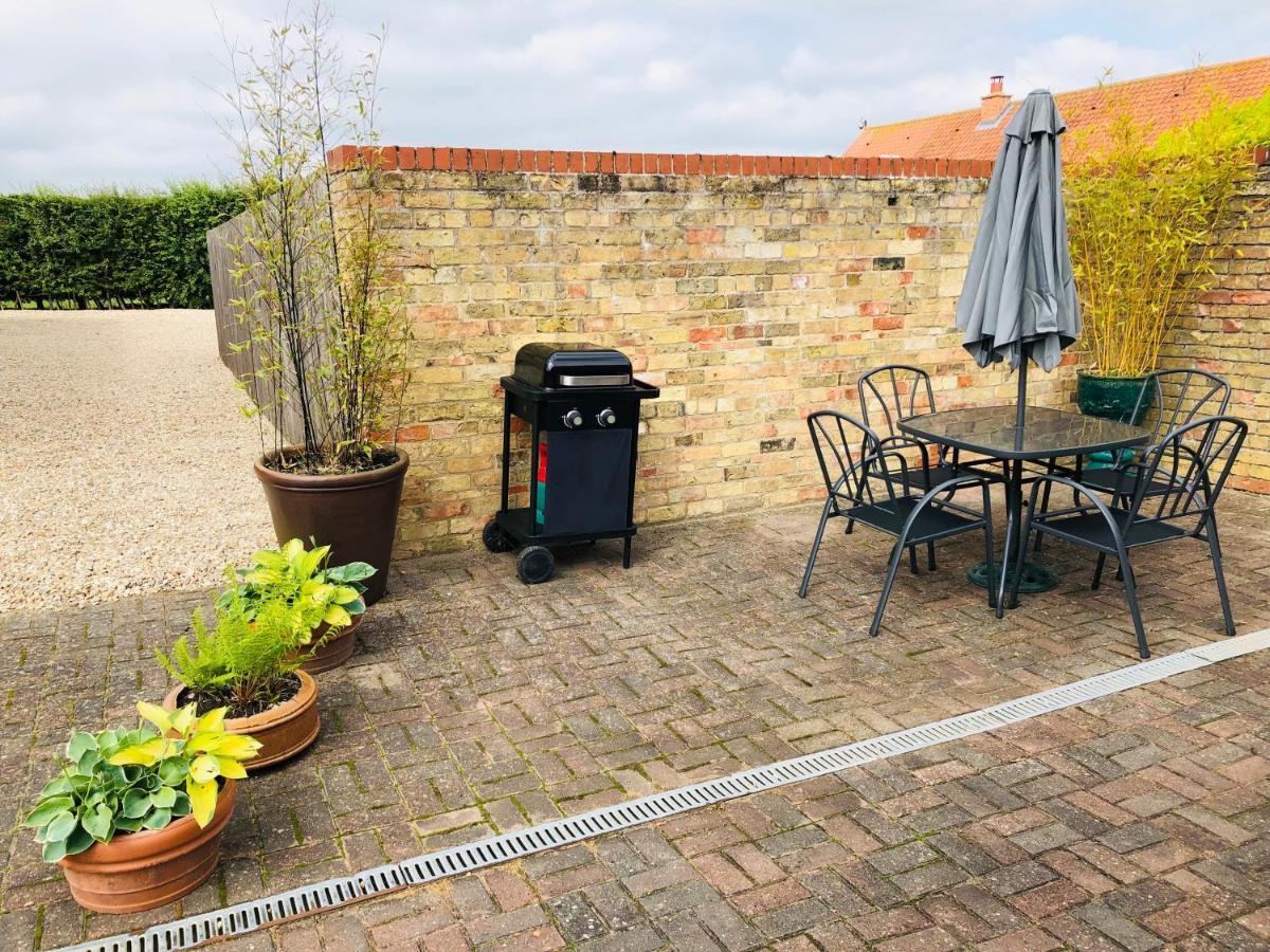 Charming Hen Cottage Countryside Retreat Lincoln Newball Exteriör bild